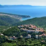 Riki By Interhome Koromačno