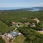 Riki By Interhome * Koromačno
